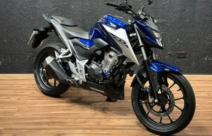 Honda CB 300 F TWISTER