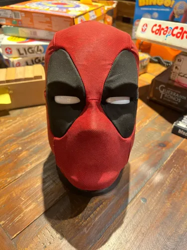 Deadpool animatrônico 
