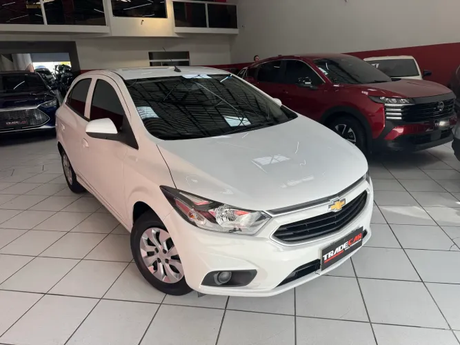 Chevrolet Onix Hatch LT 1.0 8V Flex Mec. 4P 2018