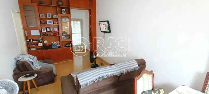 Imóvel para venda possui 84 metros quadrados com 2 quartos em Vila Isabel - Rio de Janeiro