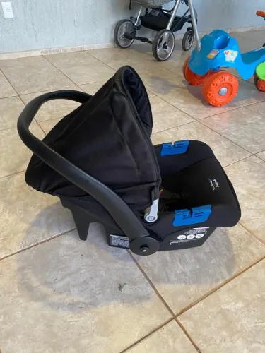 Bebê conforto burigotto