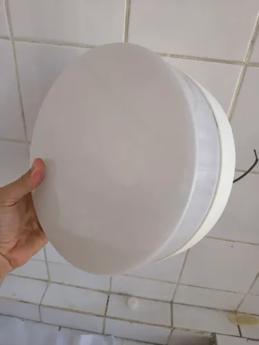 Plafon branco leitoso