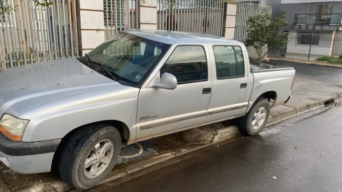 Chevrolet S10 Pick-up Luxe 2.8 4X2 CD TB Int.dies. 2002