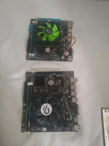 2 Kits de PC usados - i3 + B75CR/H61 + 12GB RAM