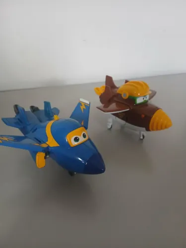 Bonecos Super Wings articulados 50 reais cada