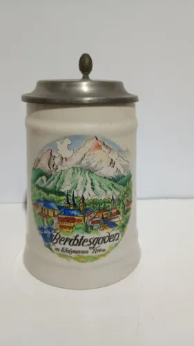 caneco de chopp de porcelana alemã vintage com tampa de metal 550 ml