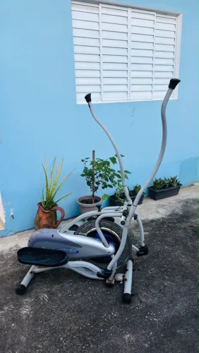 Aparelho de treino Elíptico