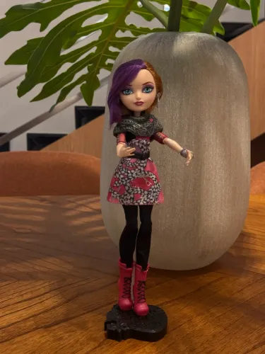 Ever After High Poppy O? Hair Básica 