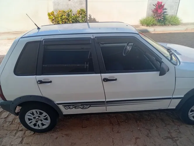Fiat Uno Mille WAY Economy 1.0 F.flex 4P 2012