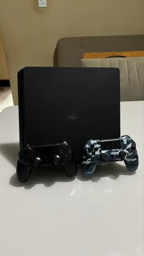 Ps4 slim 1TB