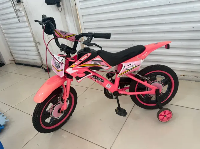 Vendo bicicleta infantil estilo moto bike