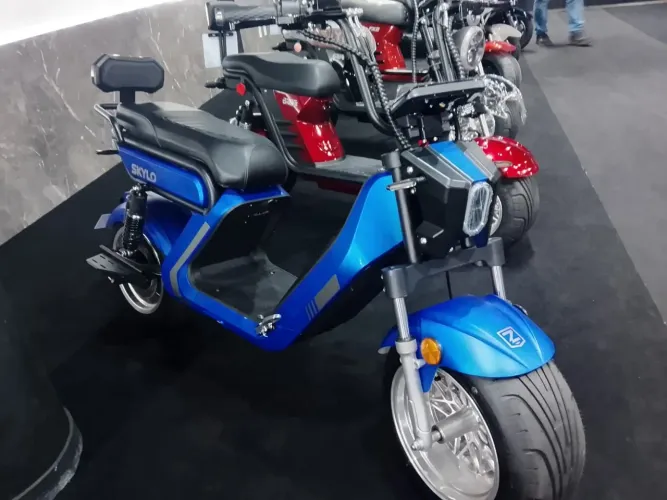 Vende se ou troca se moto elétrica skylo zerado