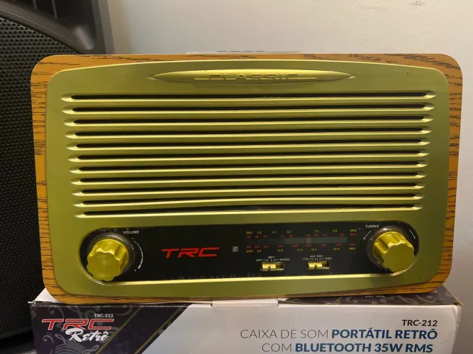 Caixa de som retrô