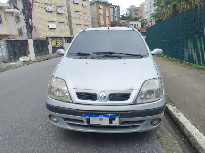 Renault Scenic Rxe/ Privilège 2.0 16V 5P Mec. 2001