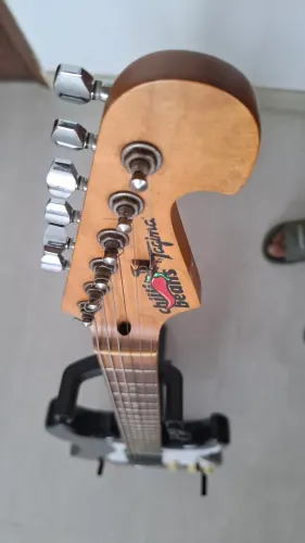 Guitarra Tagima Serie Special Chilli Beans