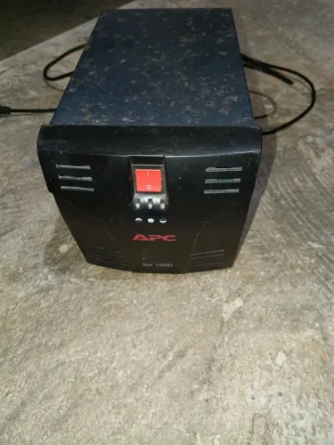Estabilizador APC sol 1000
