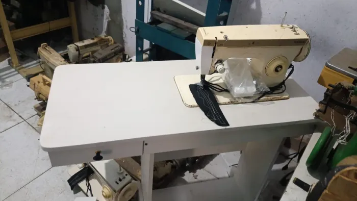 Máquina de costura 
