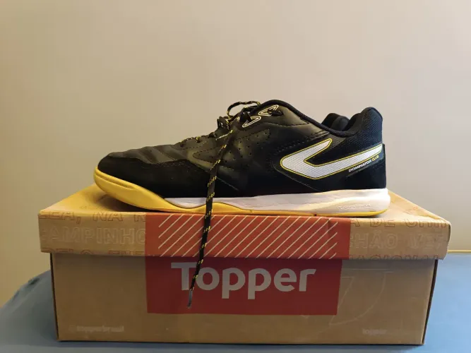 Tênis futsal topper dominator 