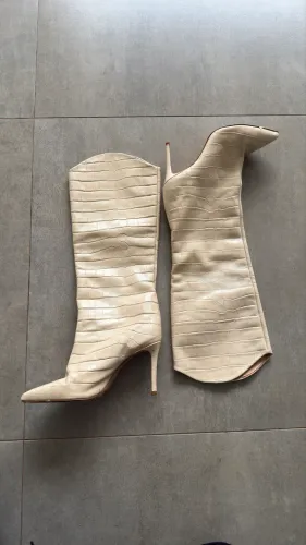 Bota off white