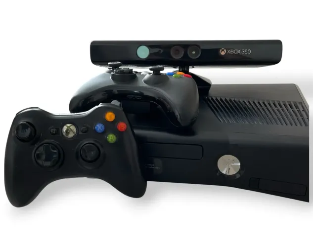 XBOX 360 DESBLOQUEADO + KINECT