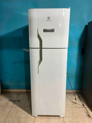 Geladeira Electrolux, 60 dias de garantia e entrega grátis