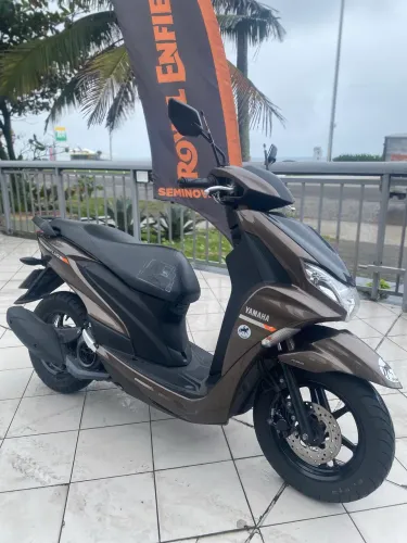 Fluo 125c Ano: 2025 - 12.080kms OPORTUNIDADE