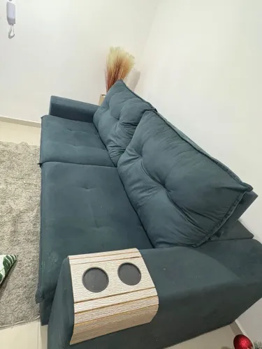 VENDO SOFÁ RETRÁTIL MUITO NOVO!!!