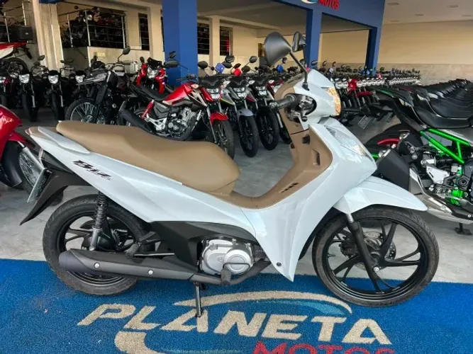 Honda Biz EX, completa, ano 2025, com apenas 9.000 km rodados, moto muito conservada!