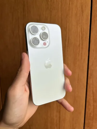 iPhone 15 Pro | 128GB - 86% | Avalio iPhone na troca
