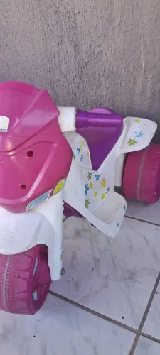 Moto elétrica infantil