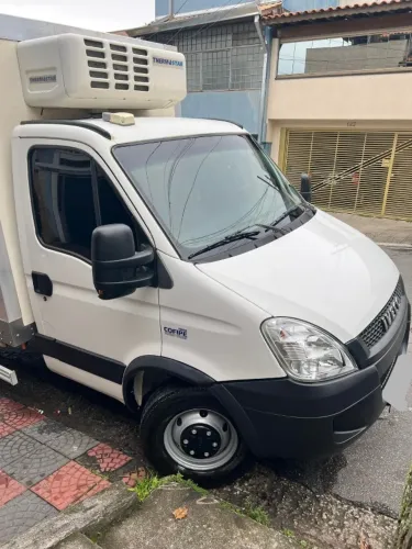 Iveco Daily 35s14 refrigerada 2018