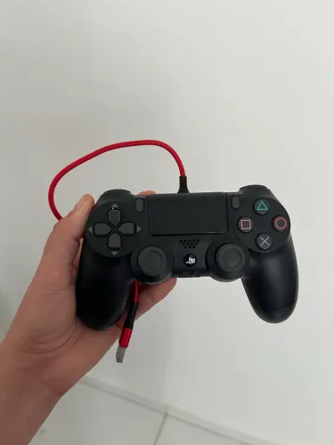 Controle PS4 Sem Fio DualShock Sony Cor Preto