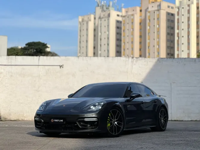 Porsche Panamera Turbo 4.0 (híbrido) 2021