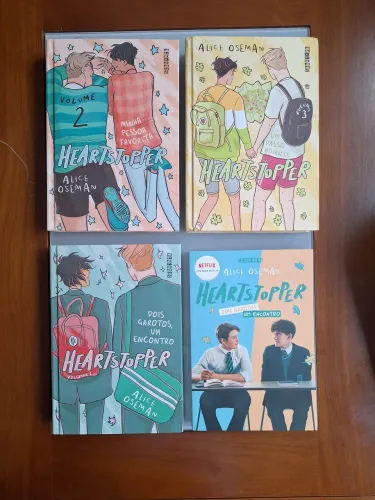 LIVROS HEARTSTOPPER 1 AO 3 + EDIÇÃO NETFLIX