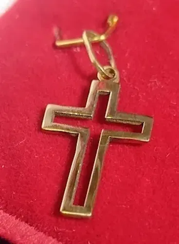 Pingente Cruz Tradicional Ouro 18 Kilates Peso 1.00 Gramas 18 mm