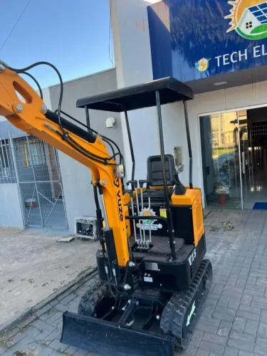 Mini Escavadeira V15