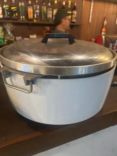 Título: Panela de Arroz Industrial a Gás Rinnai RR-50A (Até 8kg