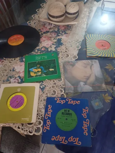 Discos pequenos de vinil para colecionador