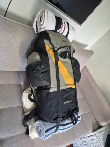 Mochila de mochileiro para trilha ou viagem - 60 L litros
