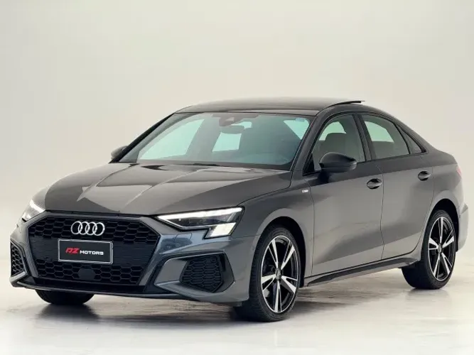 Audi A3 Sed. Perform. Black 2.0 TFSI S-tronic 2023