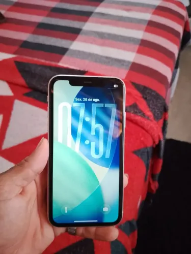 iPhone 11