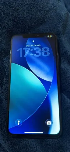 Iphone 11 pro max semi usado