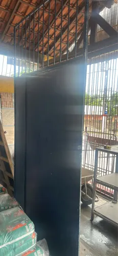 Portão de Ferro Reforçado para Garagem/Galpão - 3 Metros