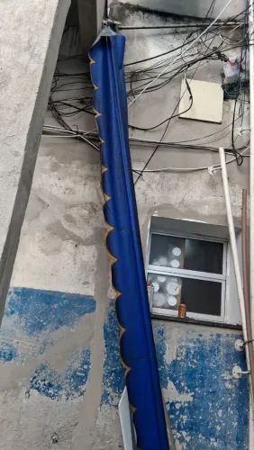 Toldo azul