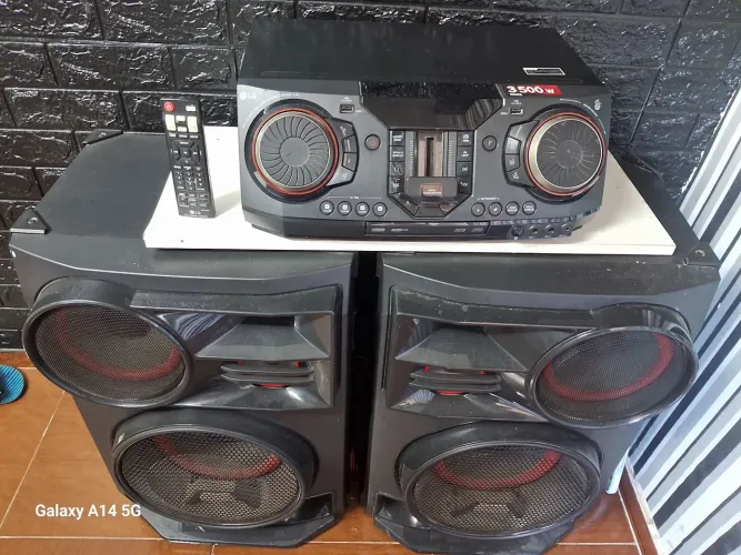 Som LG mini System XBoom-3500W,R$1860,00