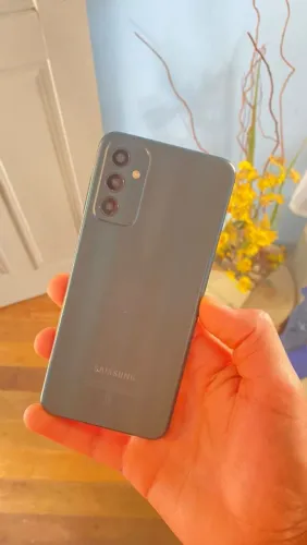 Sansungm13 128gb