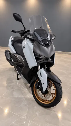 Yamaha x-max 300 2026