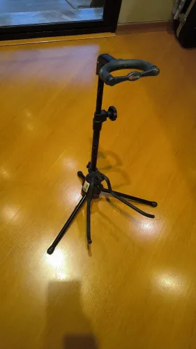 Suporte violão, guitarra ou baixo com trava de segurança 