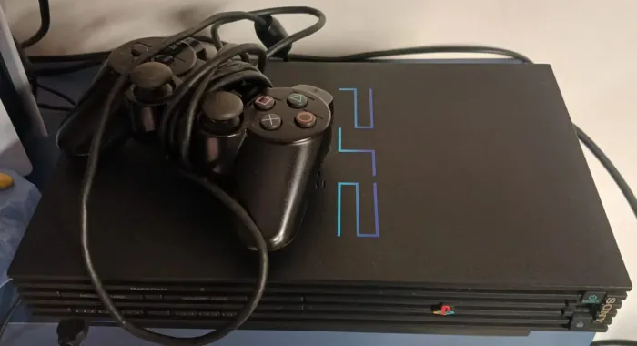 PS2 FAT Bloqueado com controle original SONY
