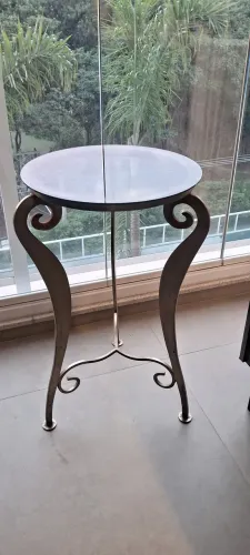 Mesa lateral